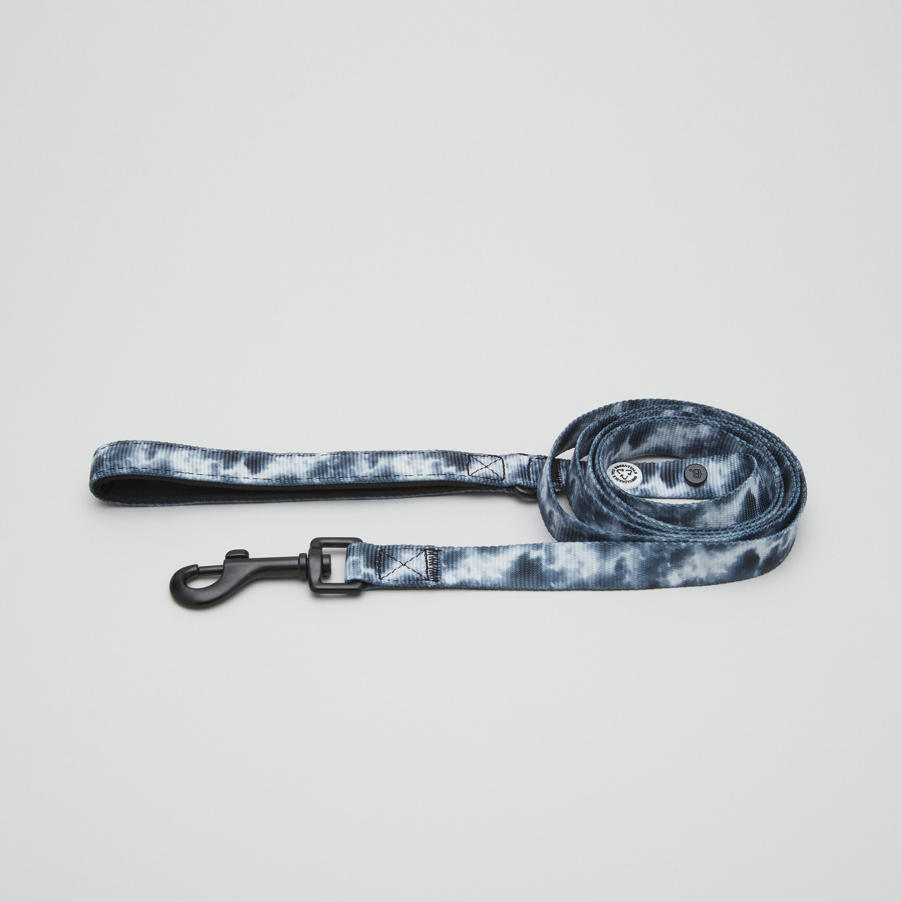 Kit de promenade pour collier de chien noir Tie Dye